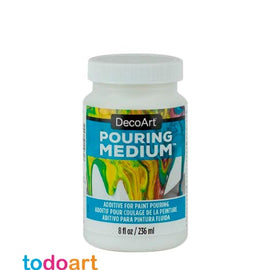 Pouring medium DecoArt